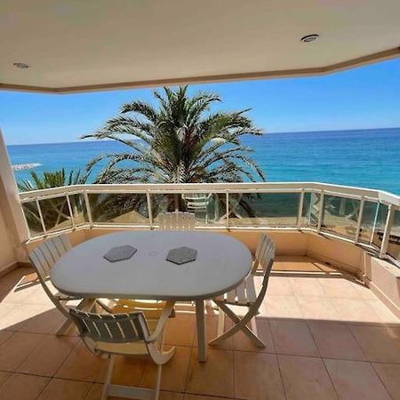 Appartement Bord De Mer Avec Garage Menton Eksteriør bilde