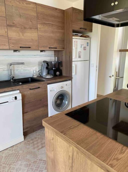 Appartement Bord De Mer Avec Garage Menton Eksteriør bilde