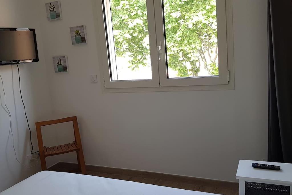 Appartement Bord De Mer Avec Garage Menton Eksteriør bilde