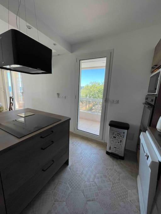 Appartement Bord De Mer Avec Garage Menton Eksteriør bilde