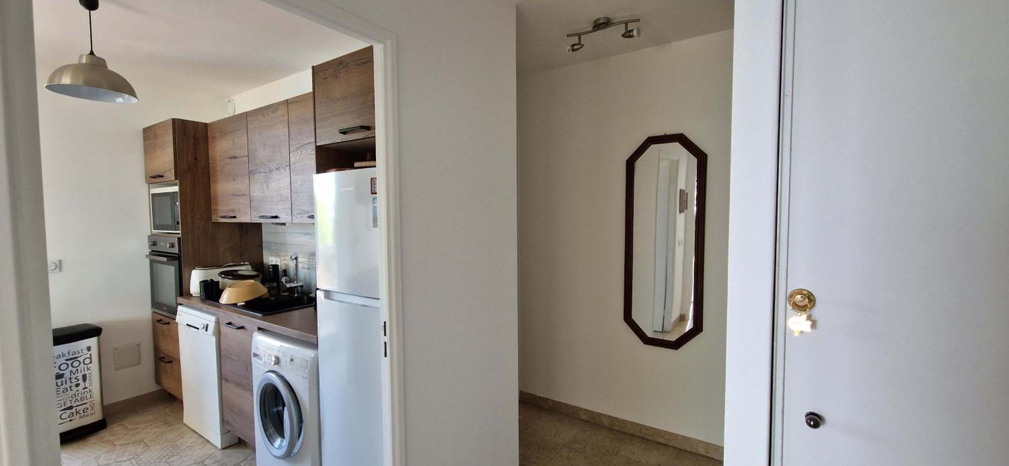 Appartement Bord De Mer Avec Garage Menton Eksteriør bilde